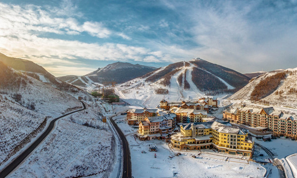 滑雪场四季经营需从实际出发