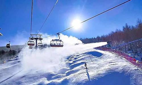 哈尔滨冰雪产业正向高质量发展迈进