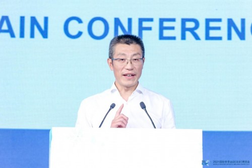 中国经济信息社党委书记、董事、总裁徐玉长主题演讲